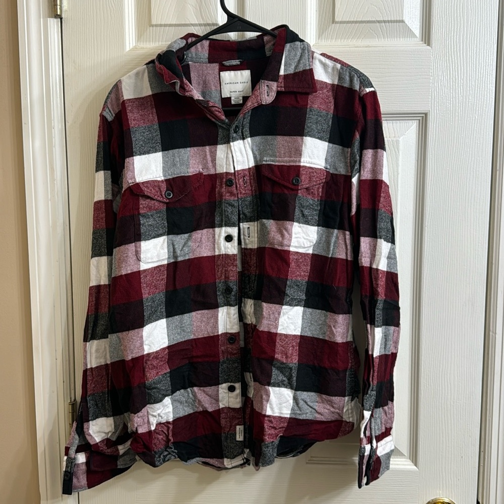 American Eagle Button Down